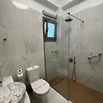 Nicolas Luxury Apartment Kourouta