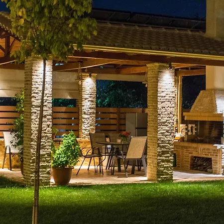 Nicolas Luxury * Kourouta